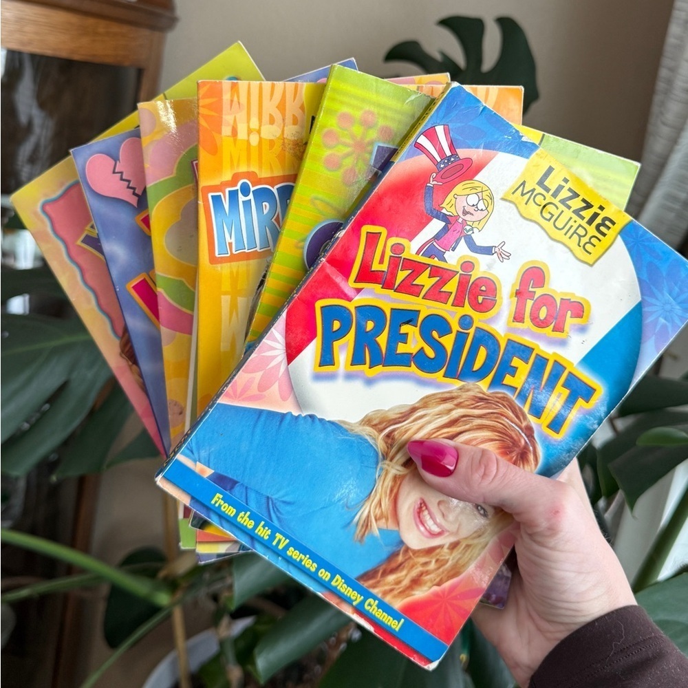 Disney Lizzie McGuire Book Bundle